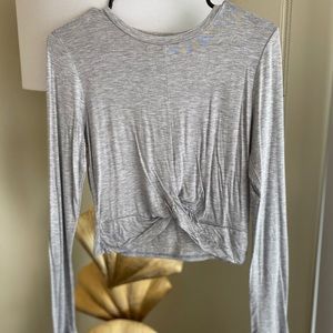 Twist hem long sleeve top